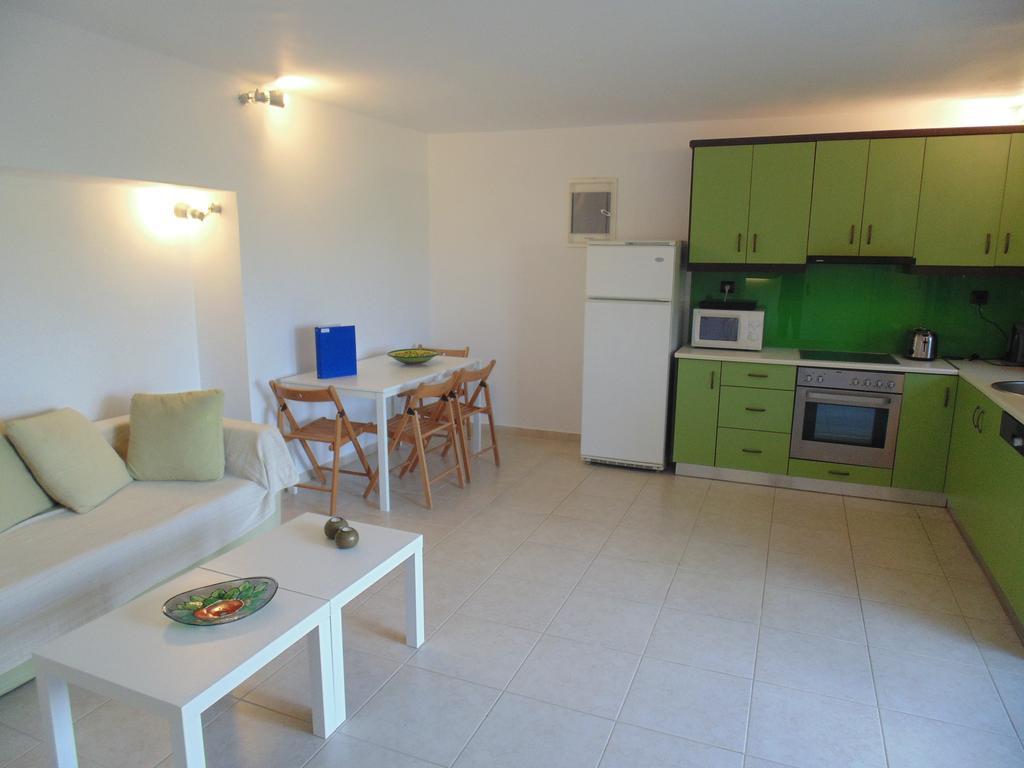 Achillion Villas *