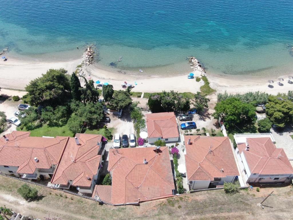 Porto Almira Beachfront Apartrments *