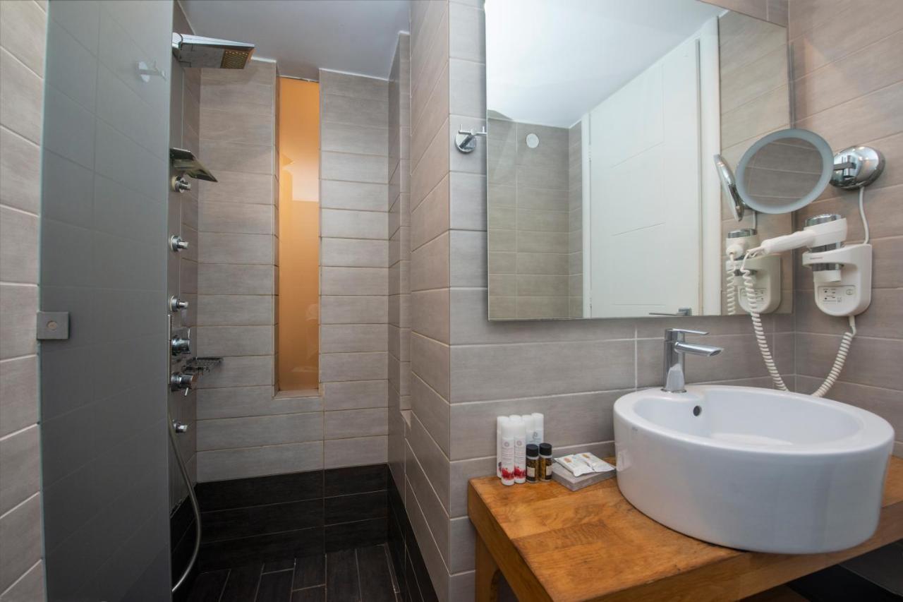 Fresh Boutique Hotel 3*