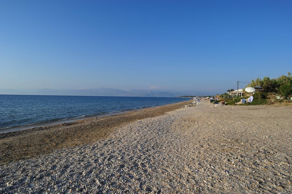 Antigoni's Acharavi (Corfu)