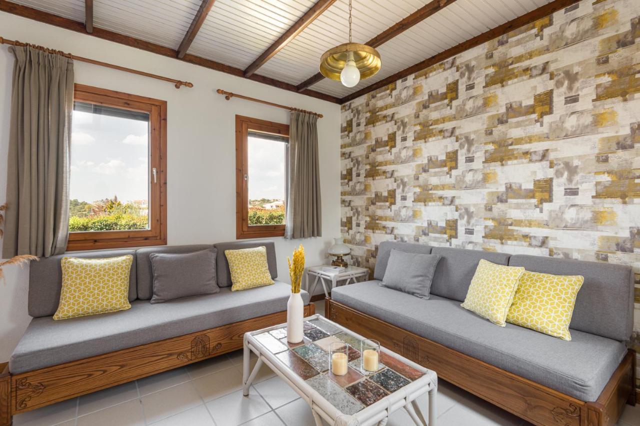 Trikorfo Aparthotel 4*