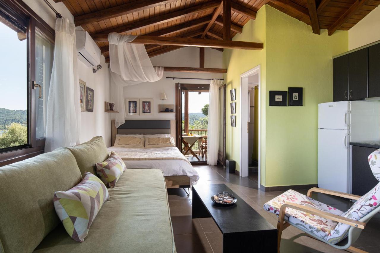 Aparthotel Heos Ormos Panagias