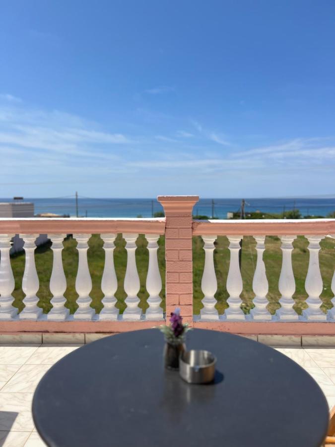 Issos Aparthotel
