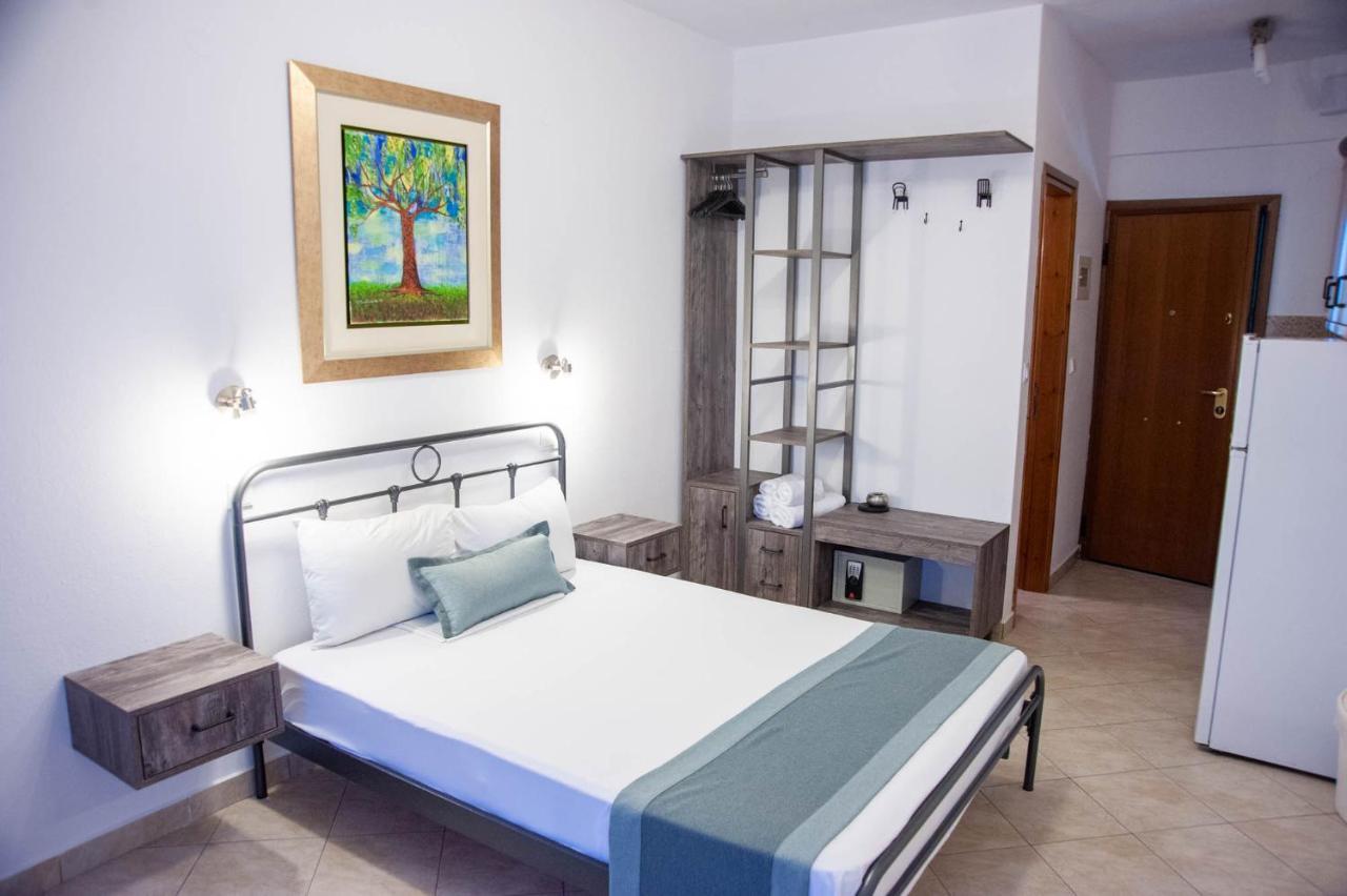 Alexandros Aparthotel