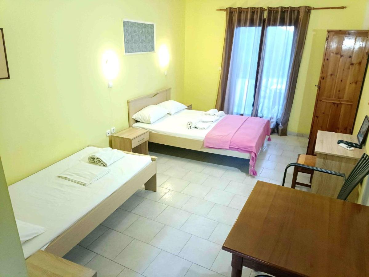 Apartment Finikas Polychrono