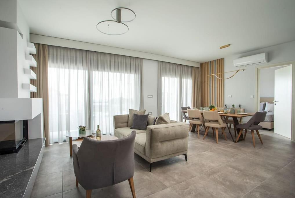 Melilia Luxury Villa *