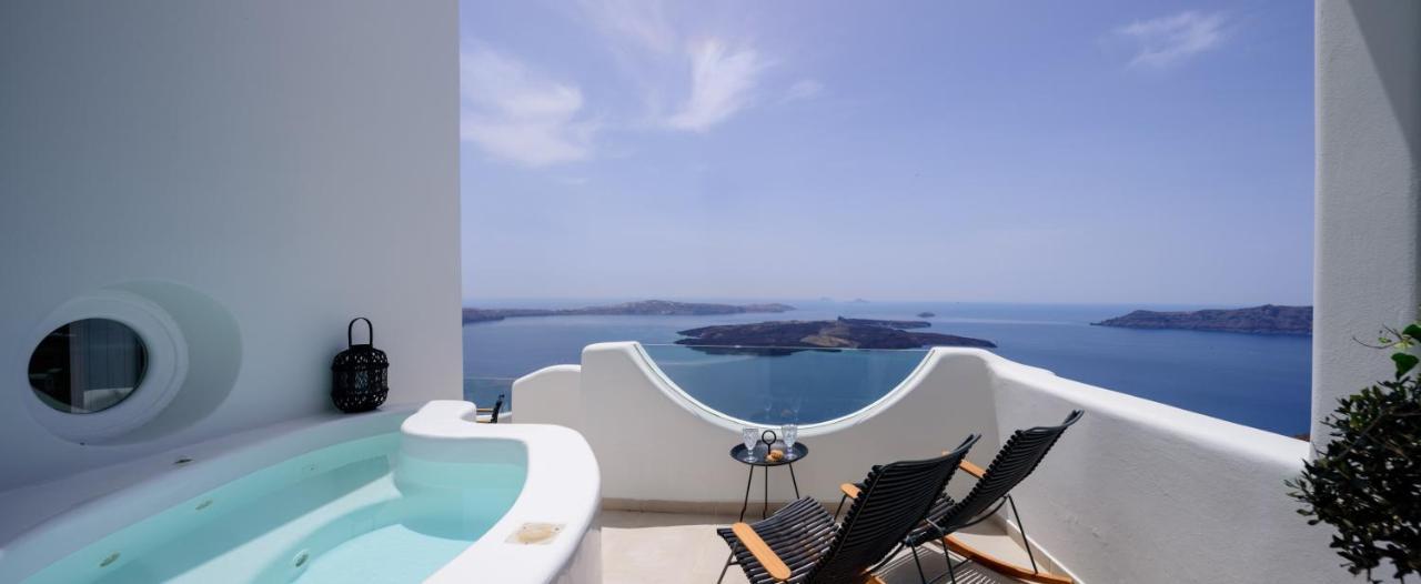 Aethria Apartment Imerovigli (Santorini)