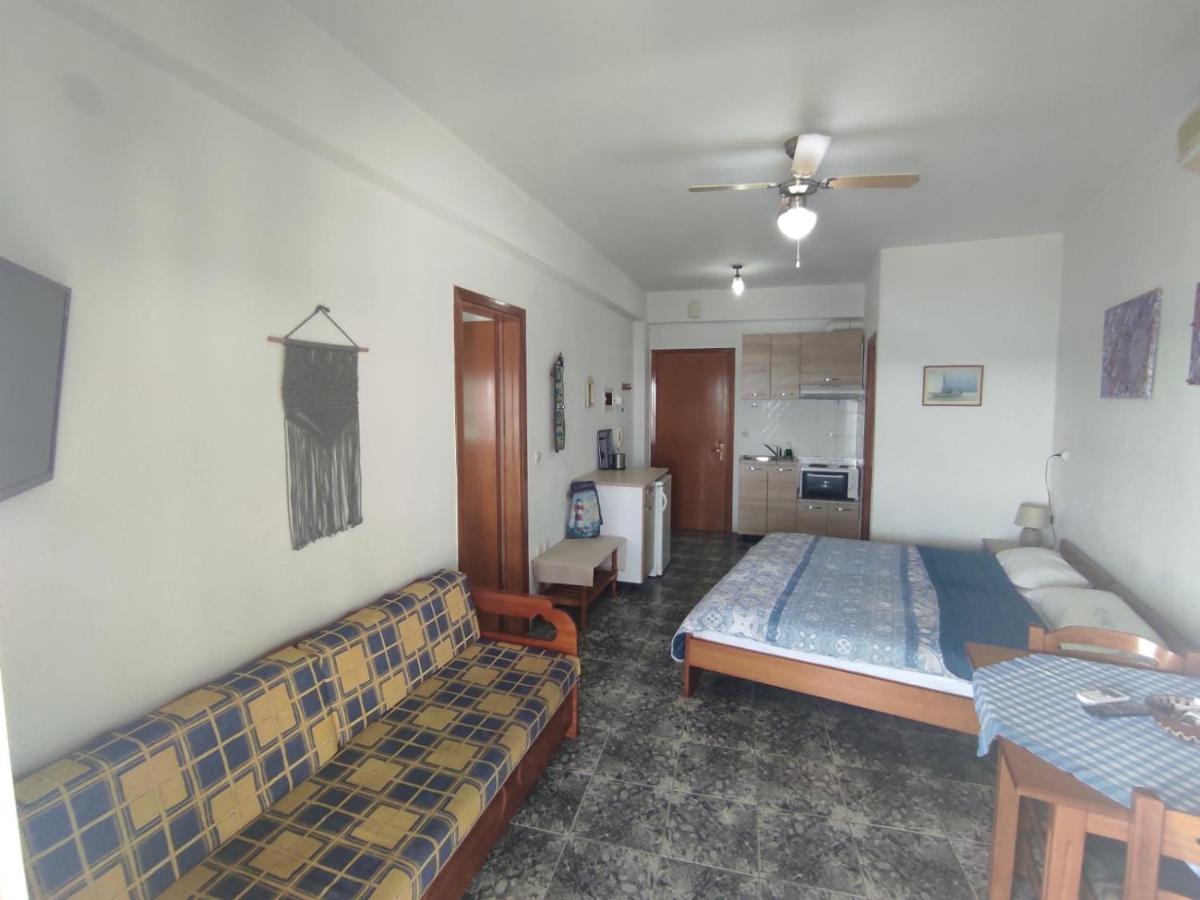 Peristerianos Aparthotel