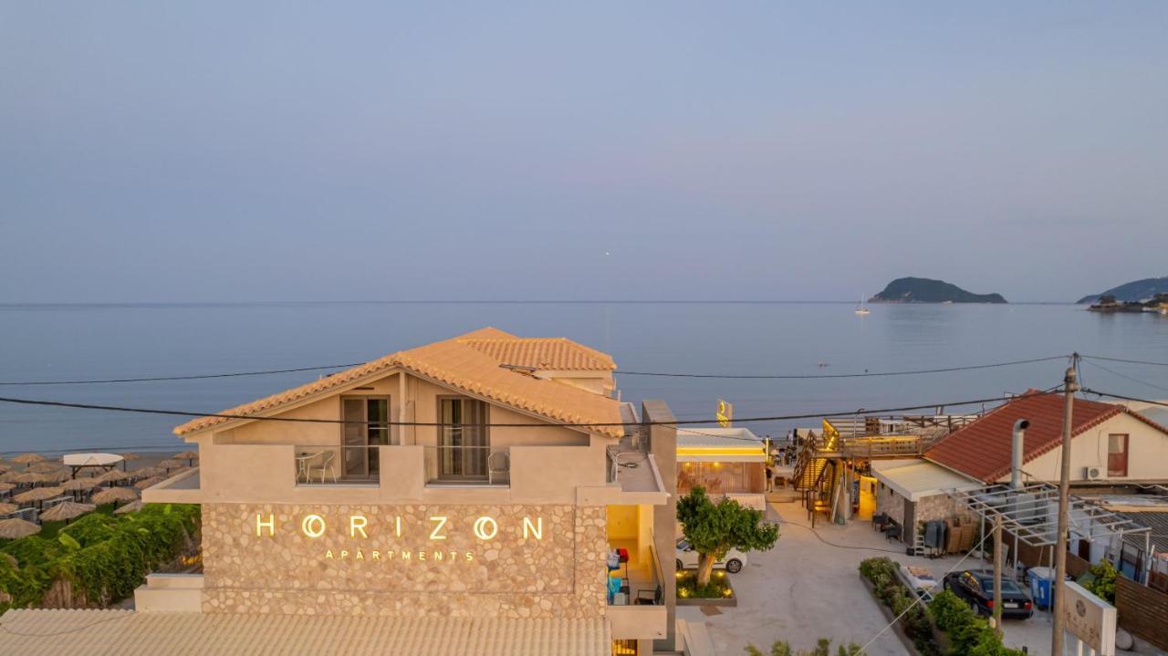 Horizon - Beachfront Luxury, By Zantewize *