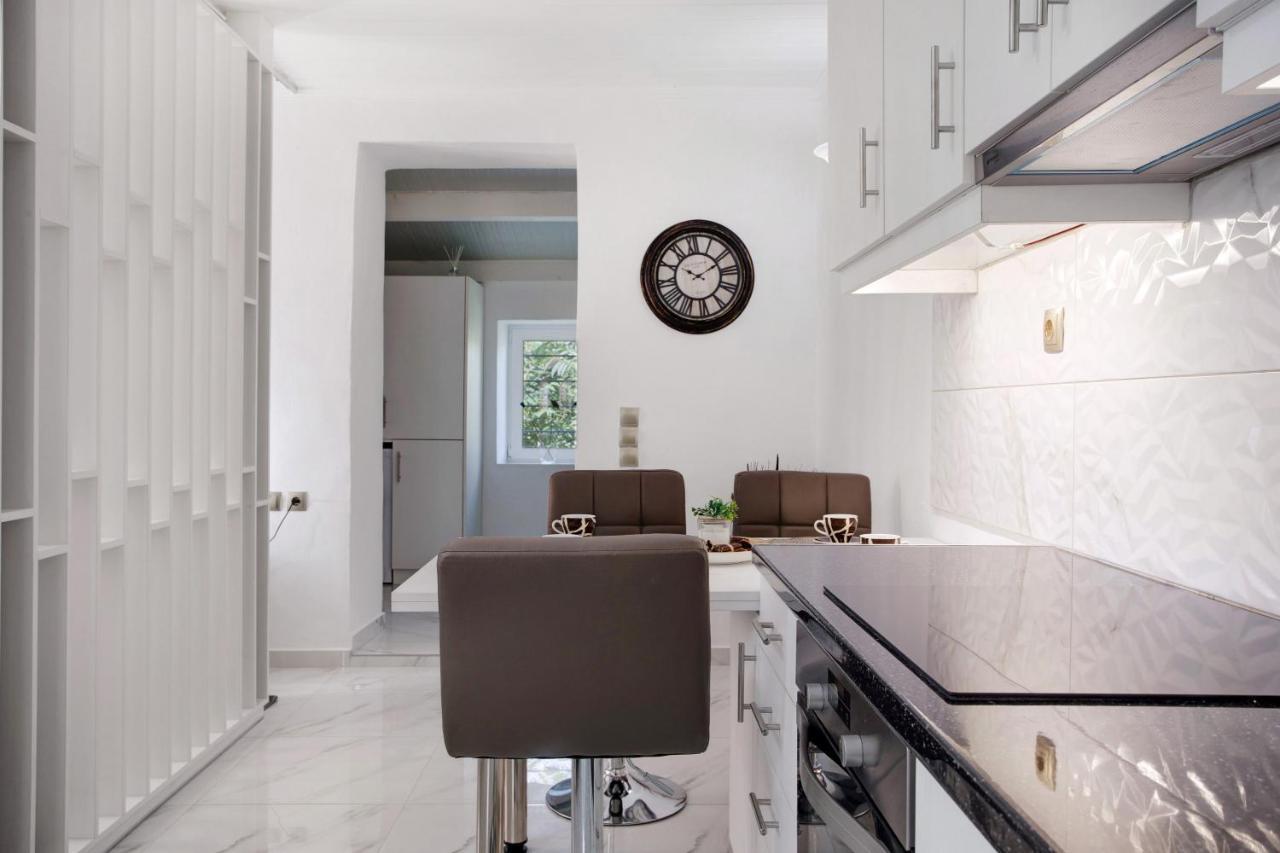Apartment Drosia *