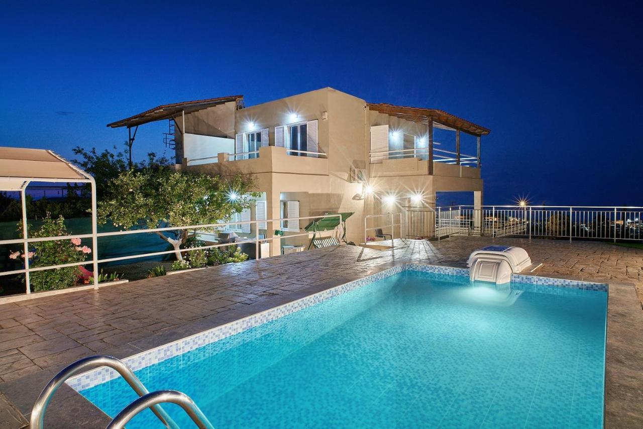 Villa View *