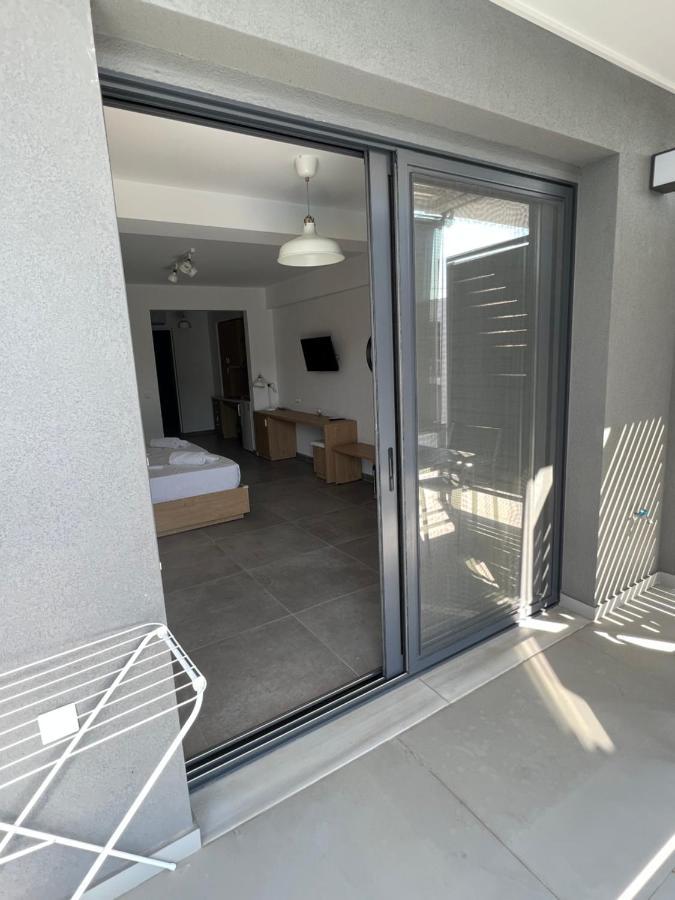 Isalos Hotel