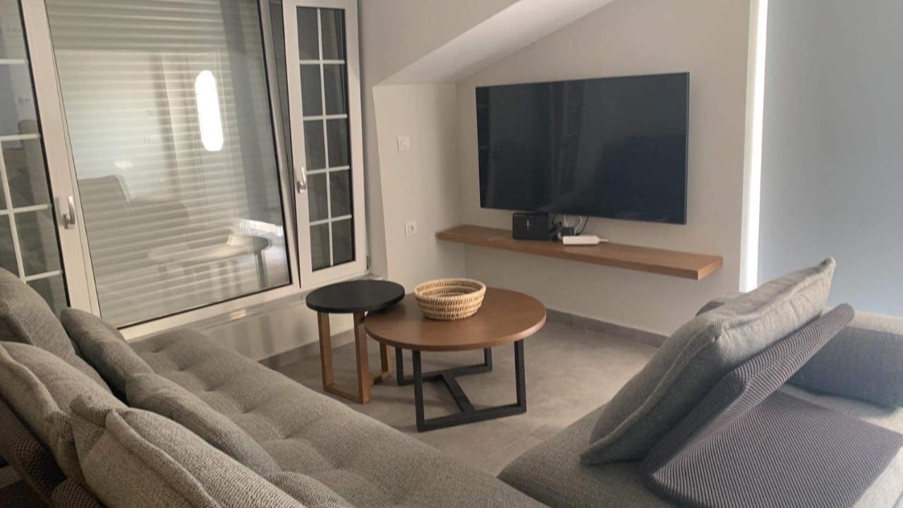 Moulinos Loft * Svoronata