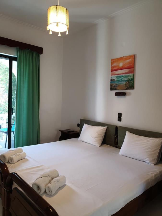 Aktipis Studios Argassi