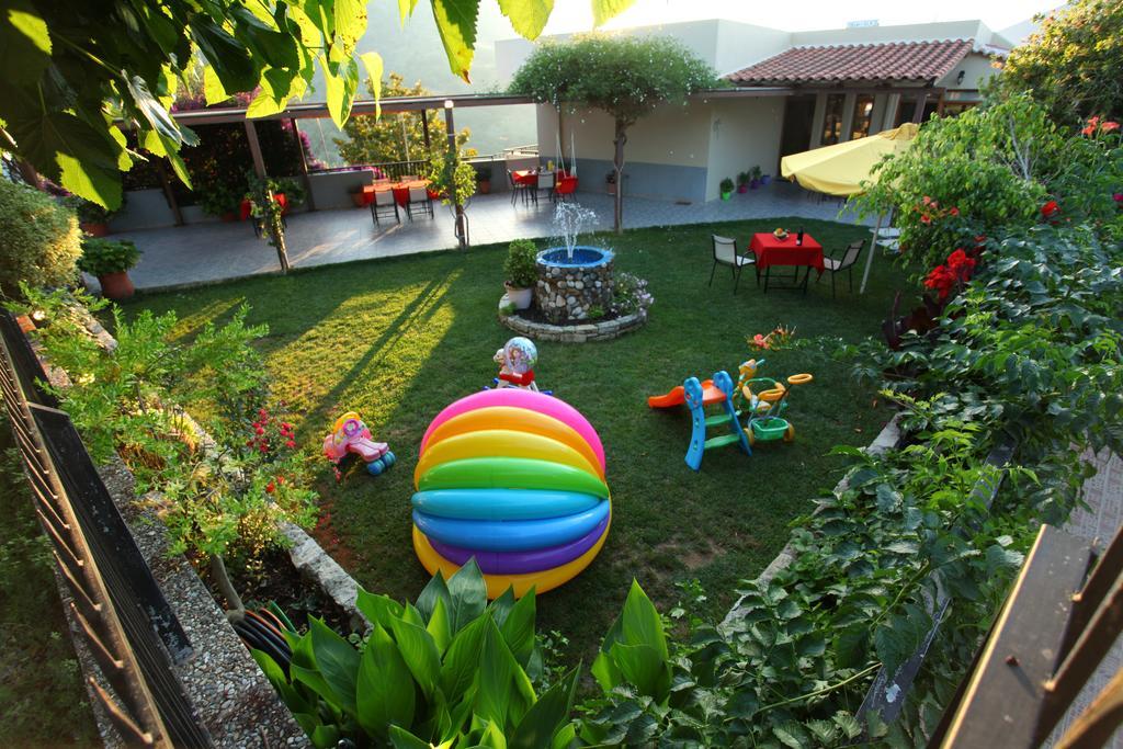 Bed & Breakfast Maria Argiroupolis