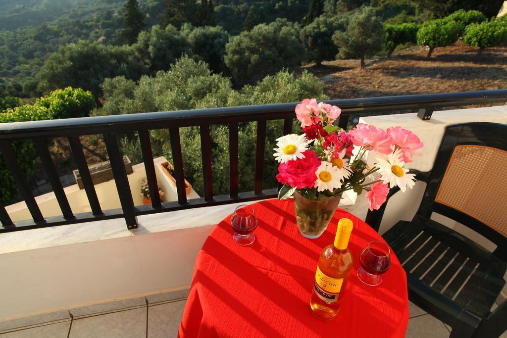 Maria Bed & Breakfast Argiroupolis