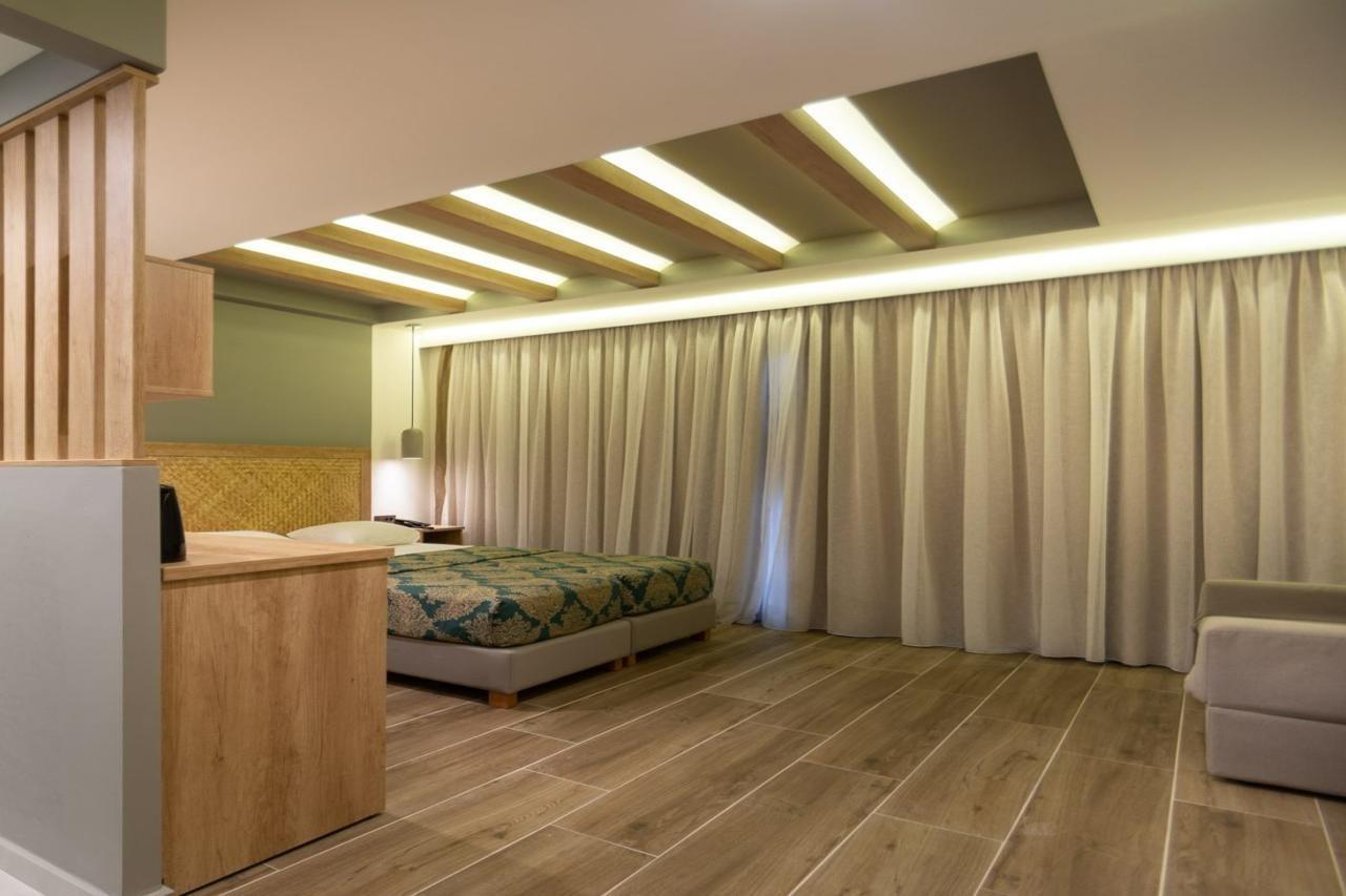 Asterias Village Aparthotel 4*