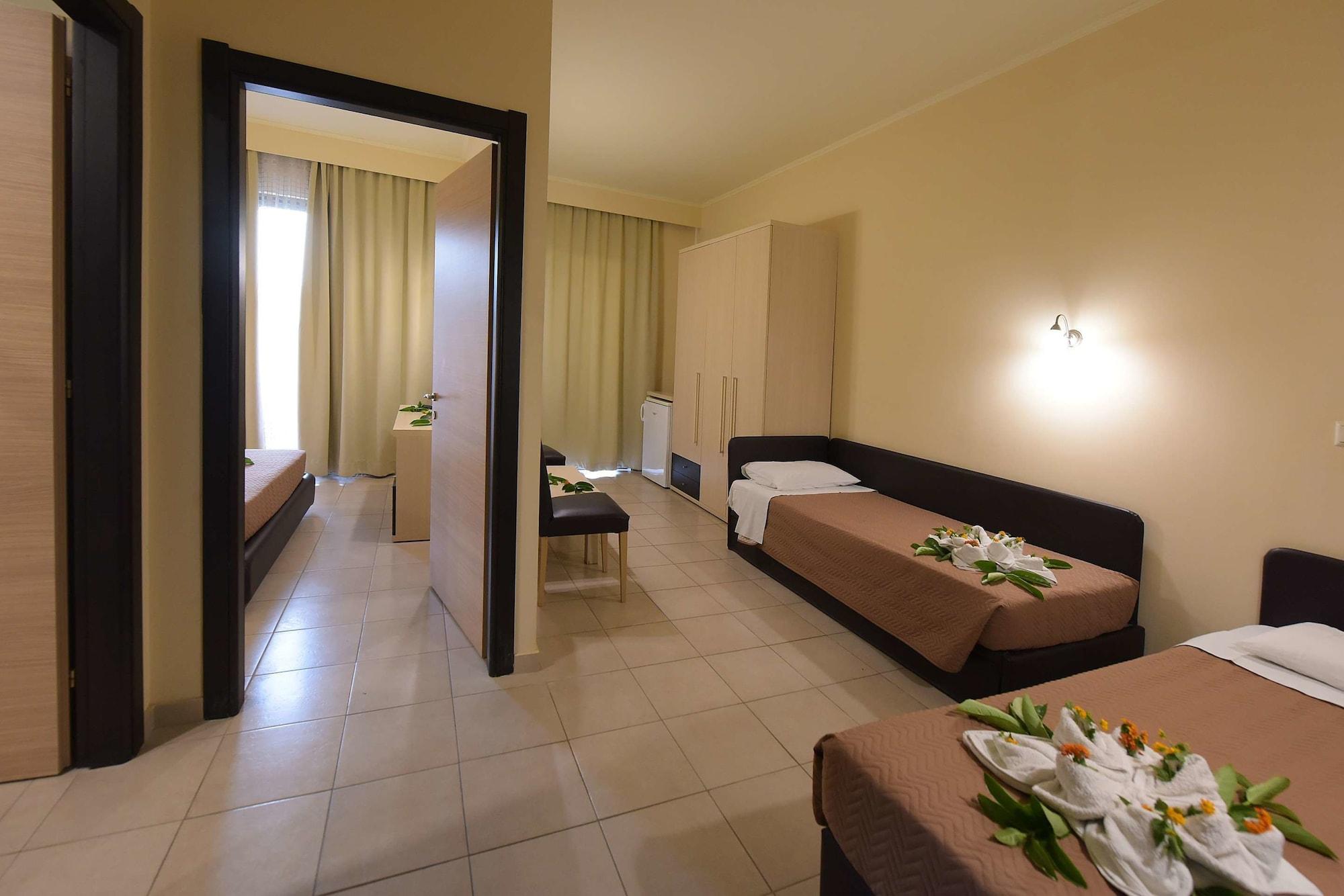 Hotel Santa Helena 3*