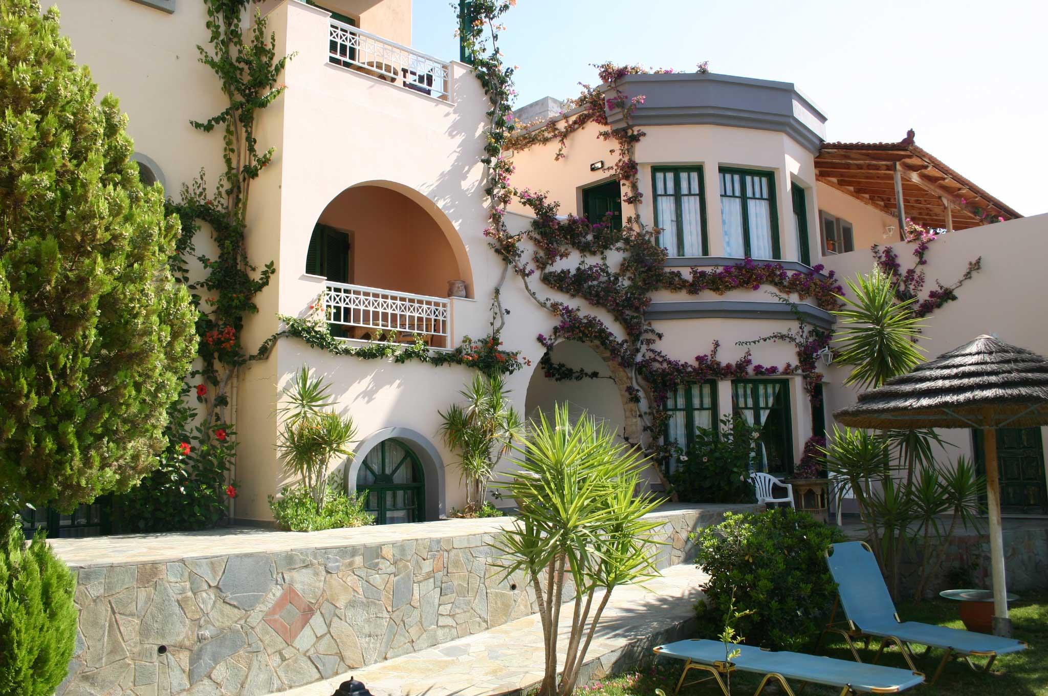 Aquarius Exclusive - Breakfast And Meal Included Aparthotel 3*