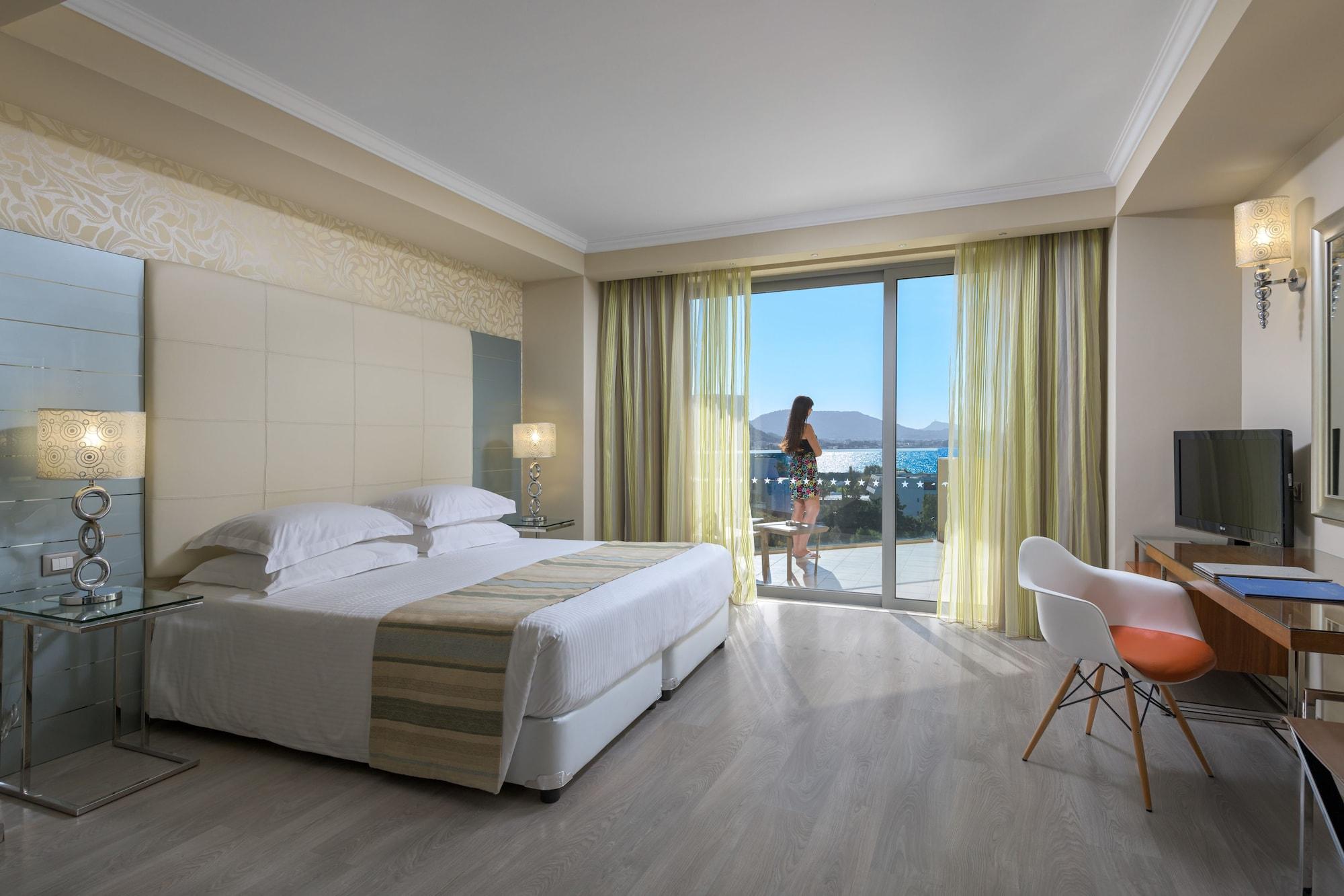 Atrium Platinum & Hotel