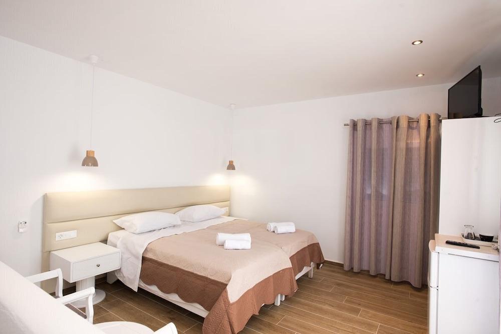 Marina Blue Guest house