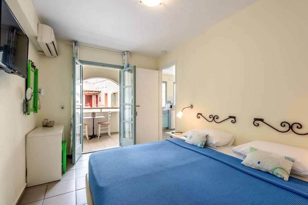Aparthotel Nissia Kamares 3*