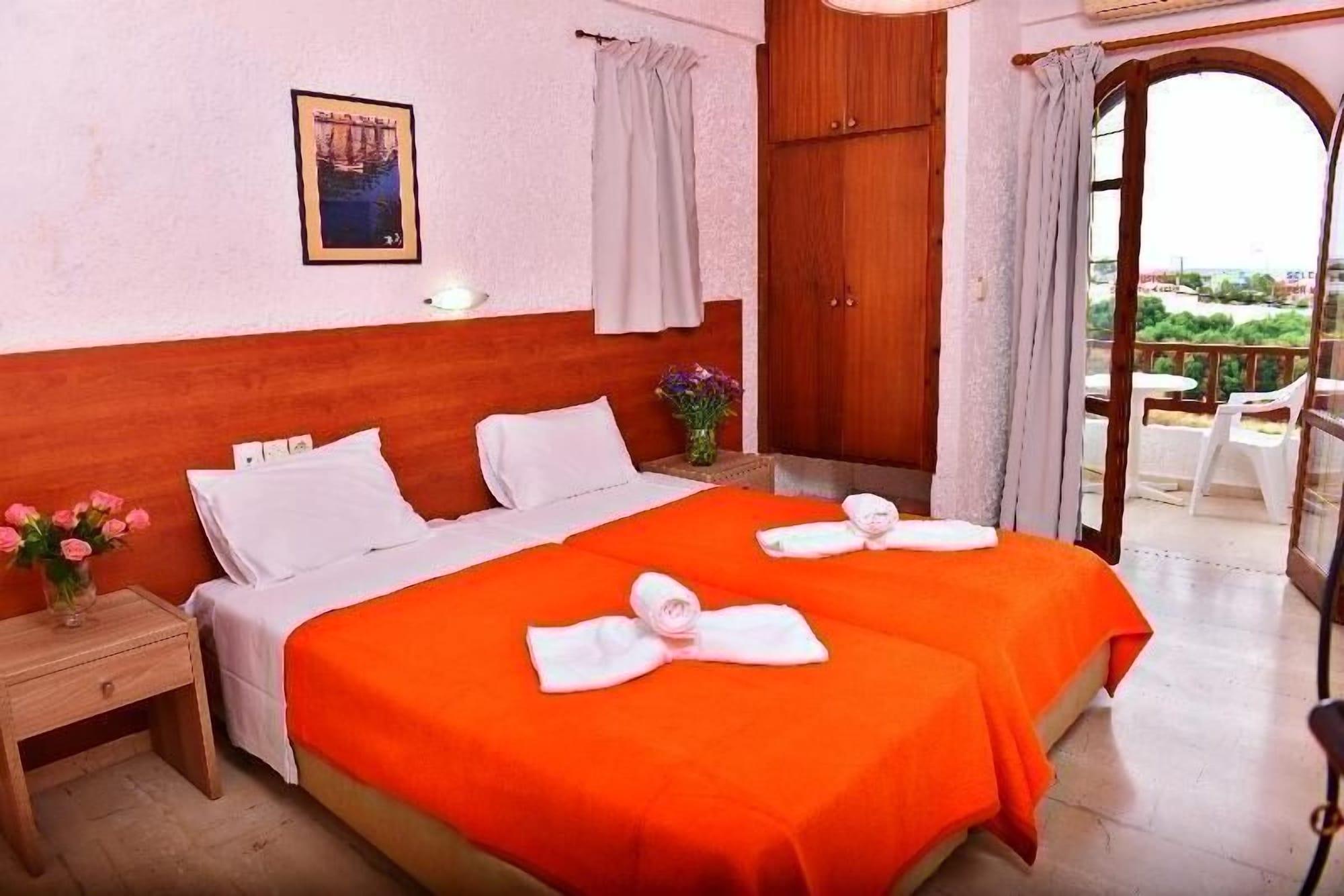 Krits Hotel 3*