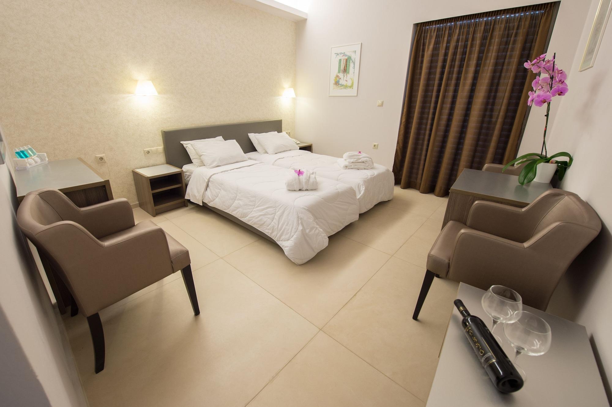 Astron Hotel 3*