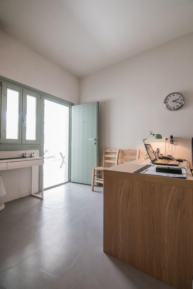 Guest house Agave Santorini Design Boutique 3*