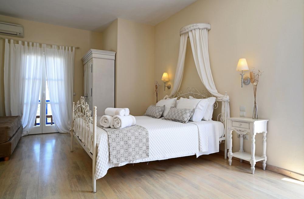 Erato Mykonos 3* Ornos (Mykonos)