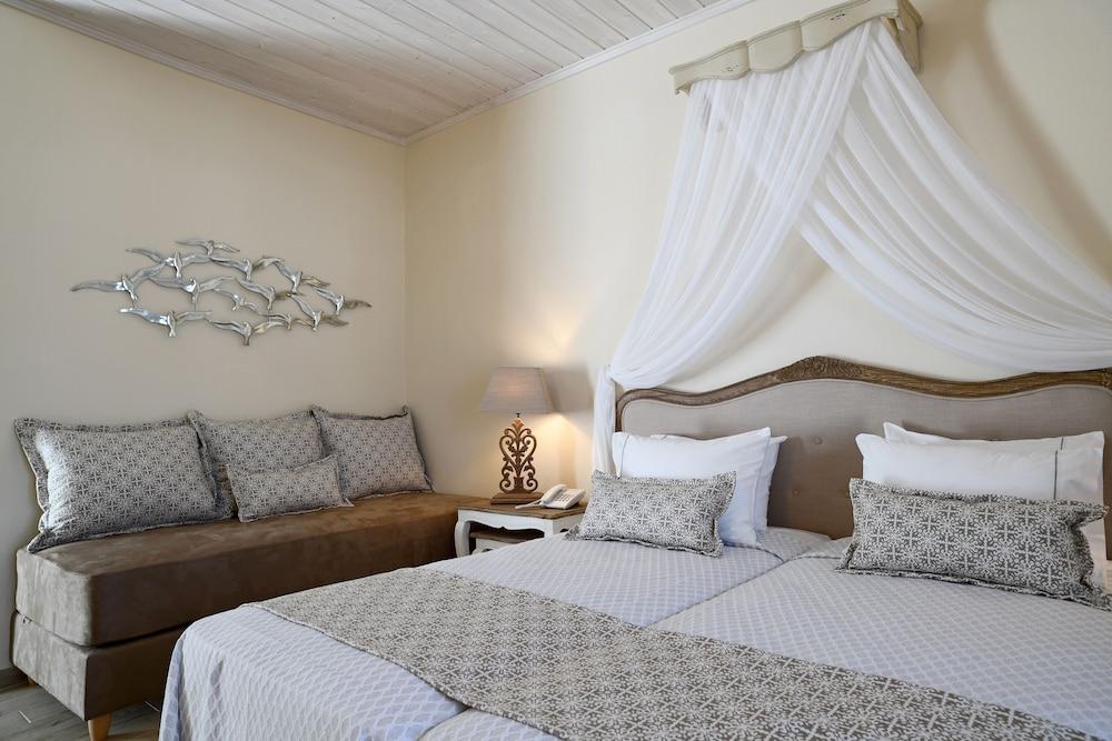 Erato Mykonos 3* Ornos (Mykonos)
