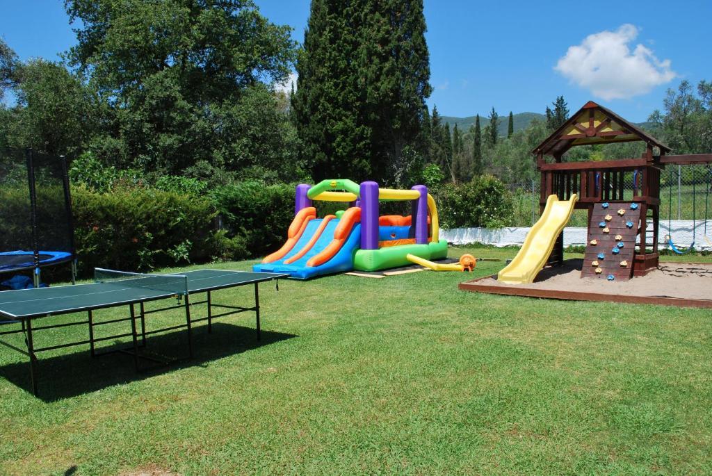Aparthotel Dominoes Corfu