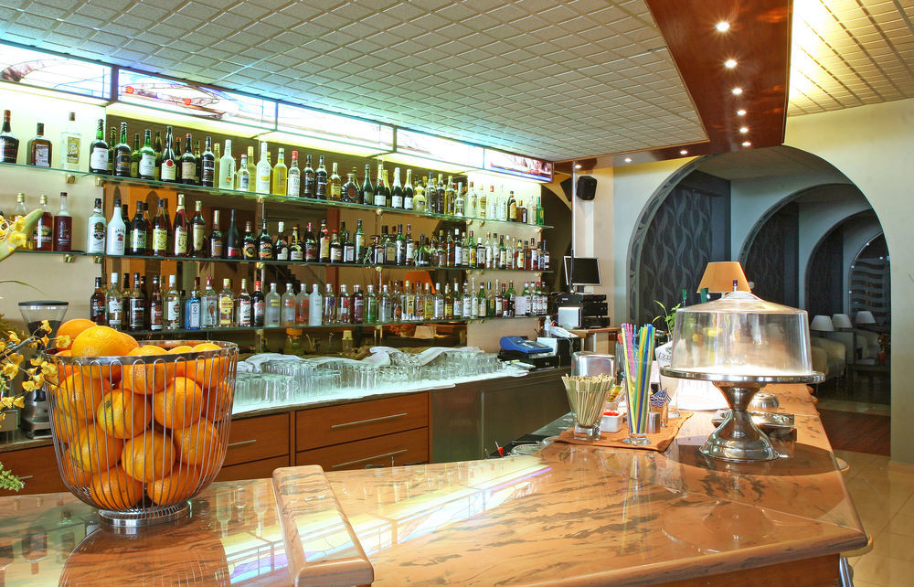 Lydia Hotel