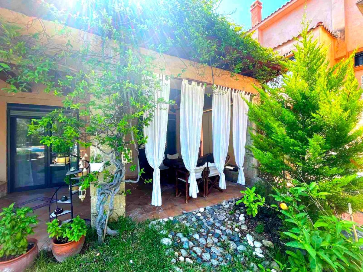 Ariel's House In