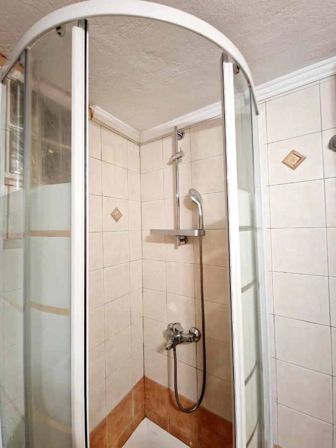 Ariel's House In Apartment *