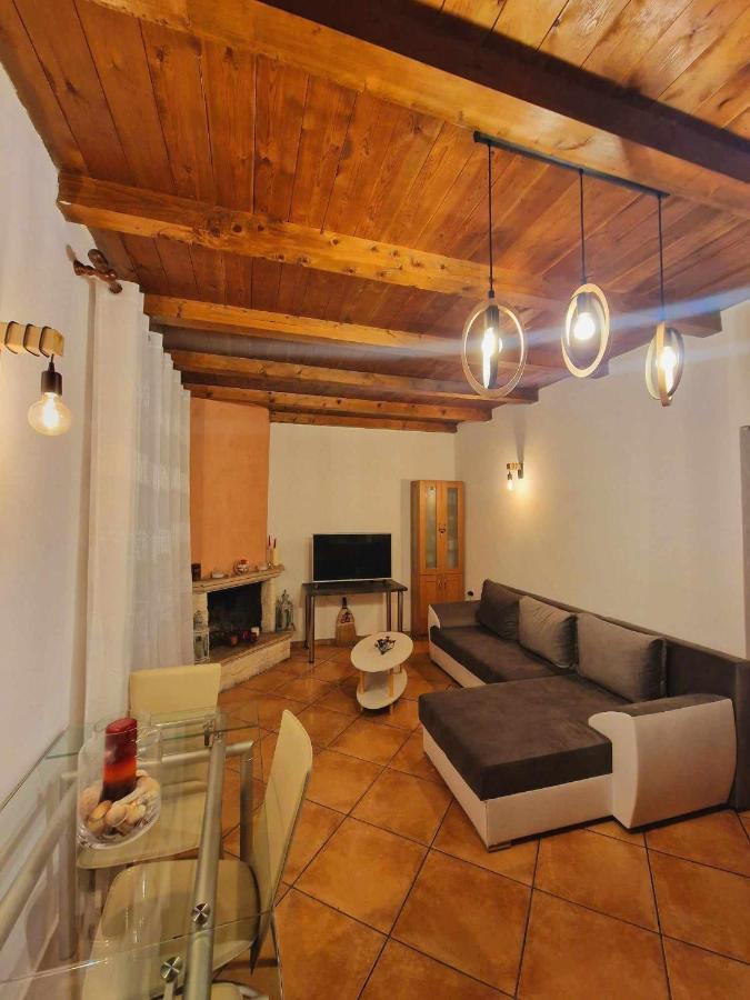 Ariel's House In Apartment *