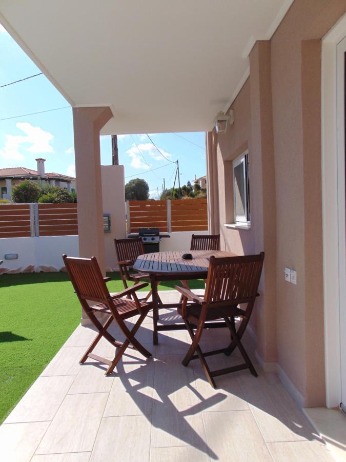 Dianthos Villa