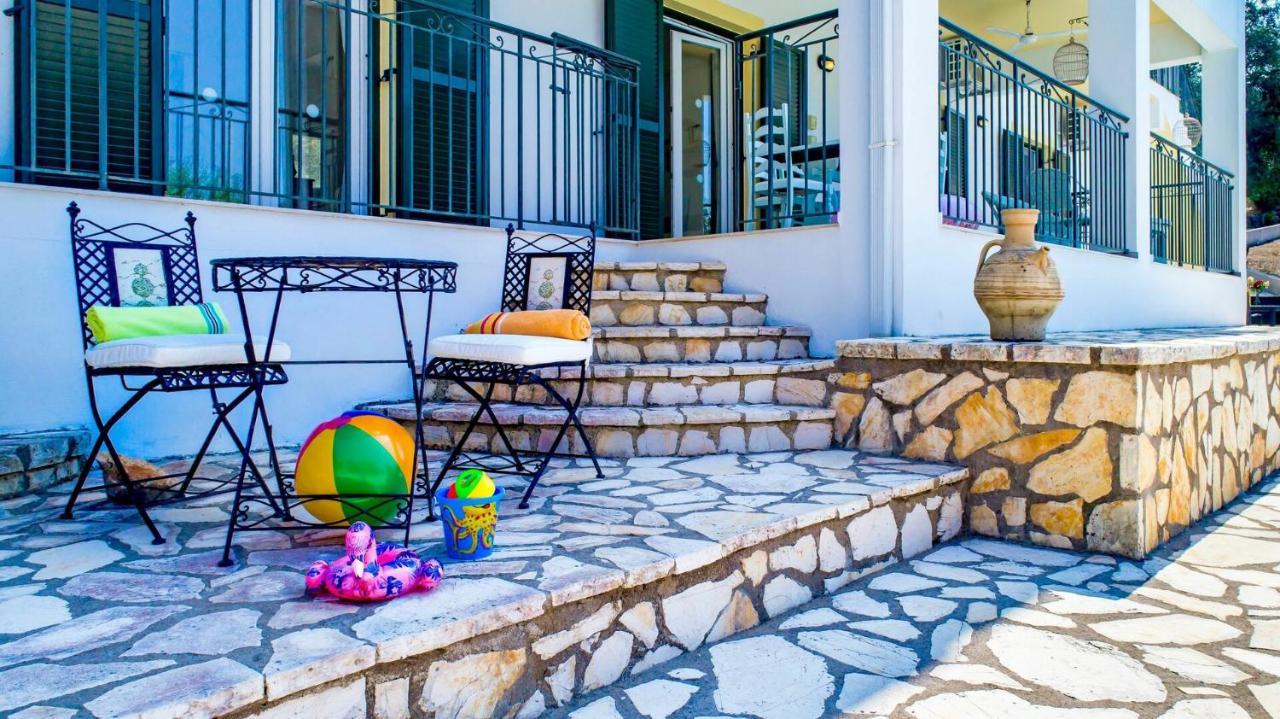 Di Giovanni By Posarellivillas Peritheia