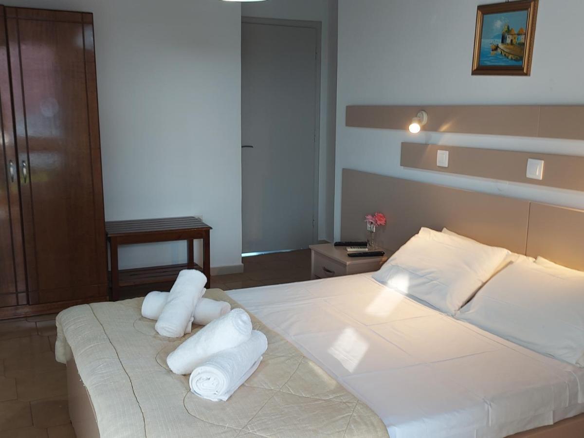 Giannoula Apts * Astrakeri