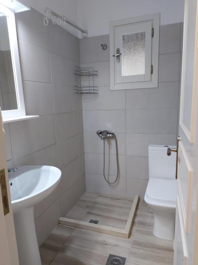 Giannoula Apts Astrakeri