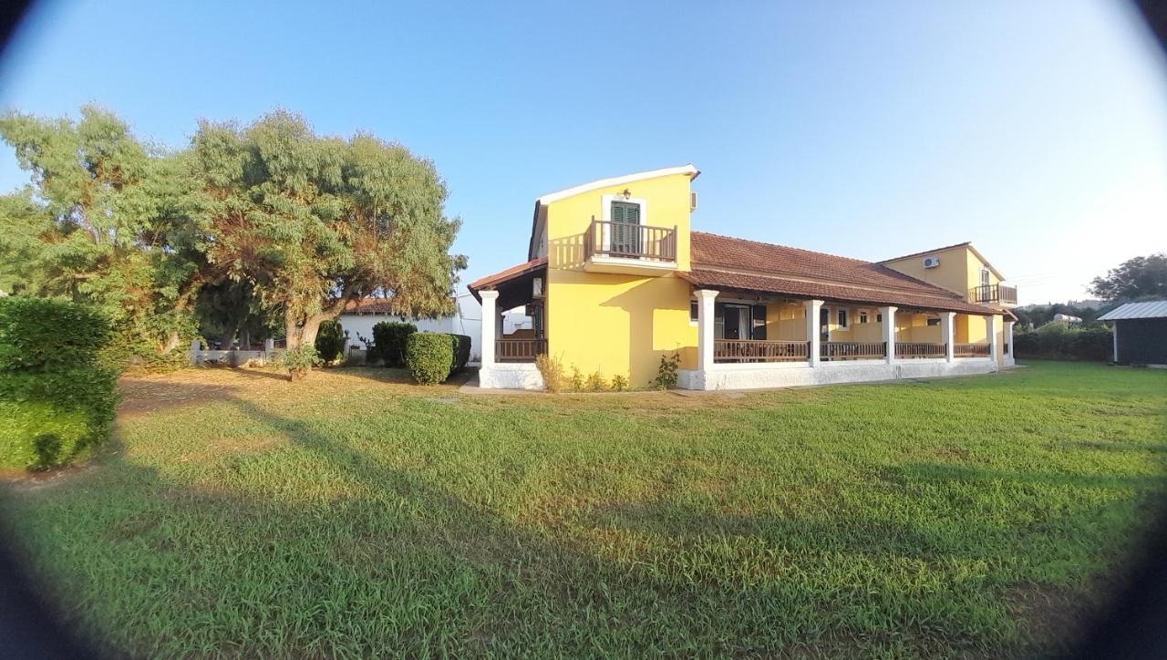 Giannoula Apts *