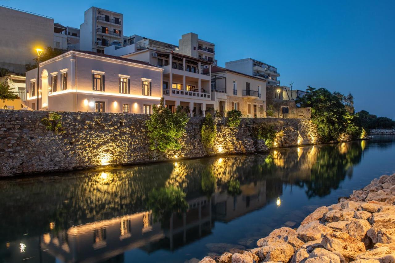 Palazzo Di Luxury Hotel *