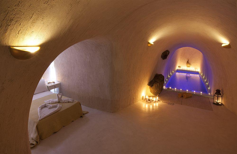 Hotel Abyssanto And 3*