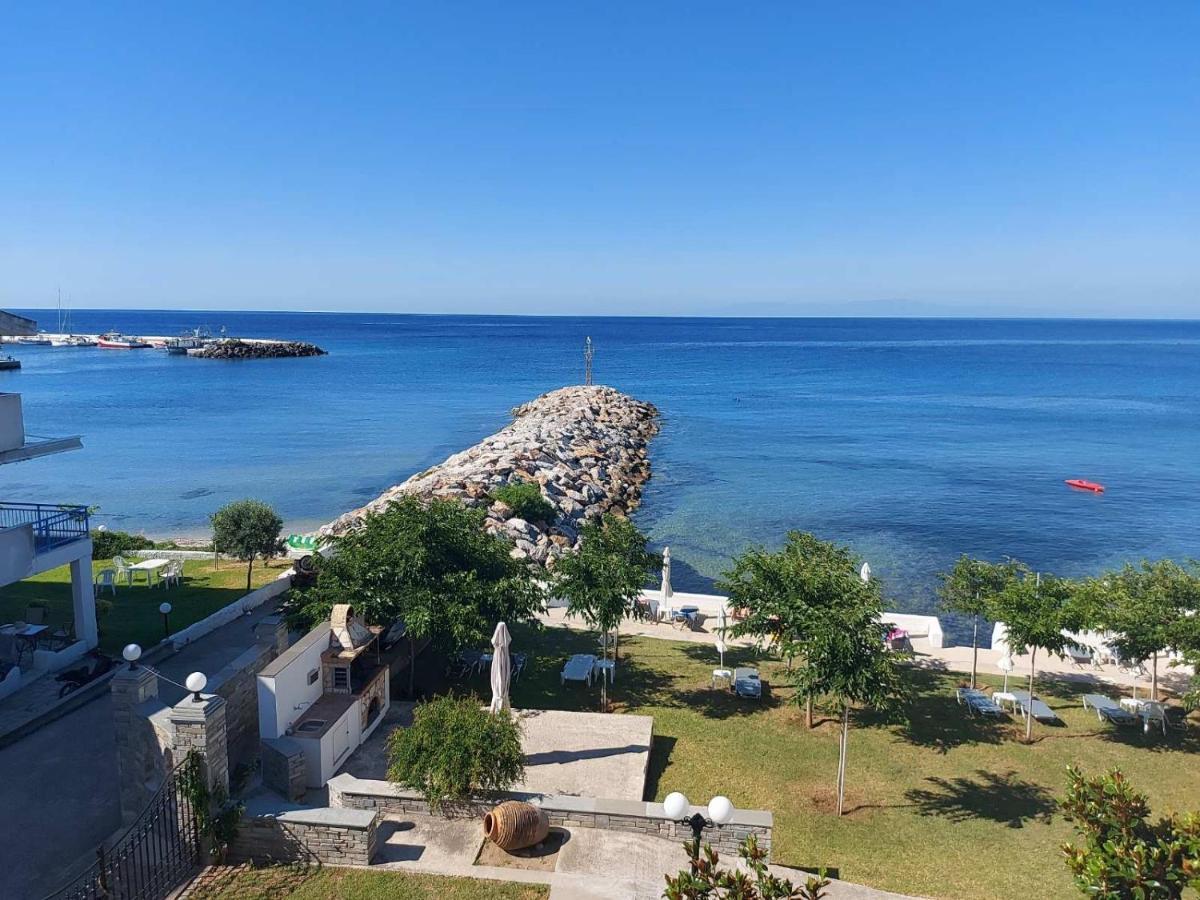 Pansion Alexandros By The Sea *