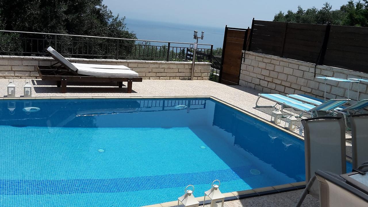 Achillion Luxury Corfu & Apartment