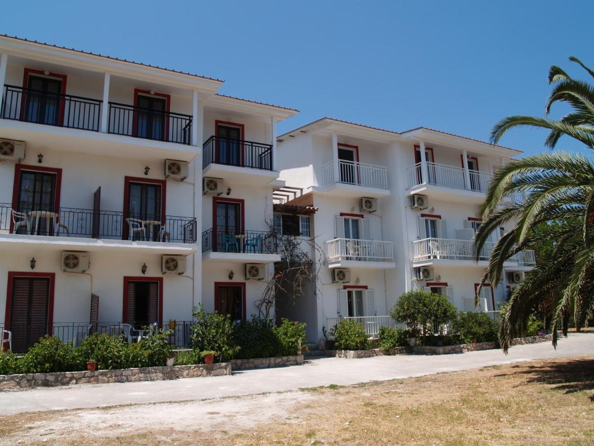 Apartment Clad Laganas
