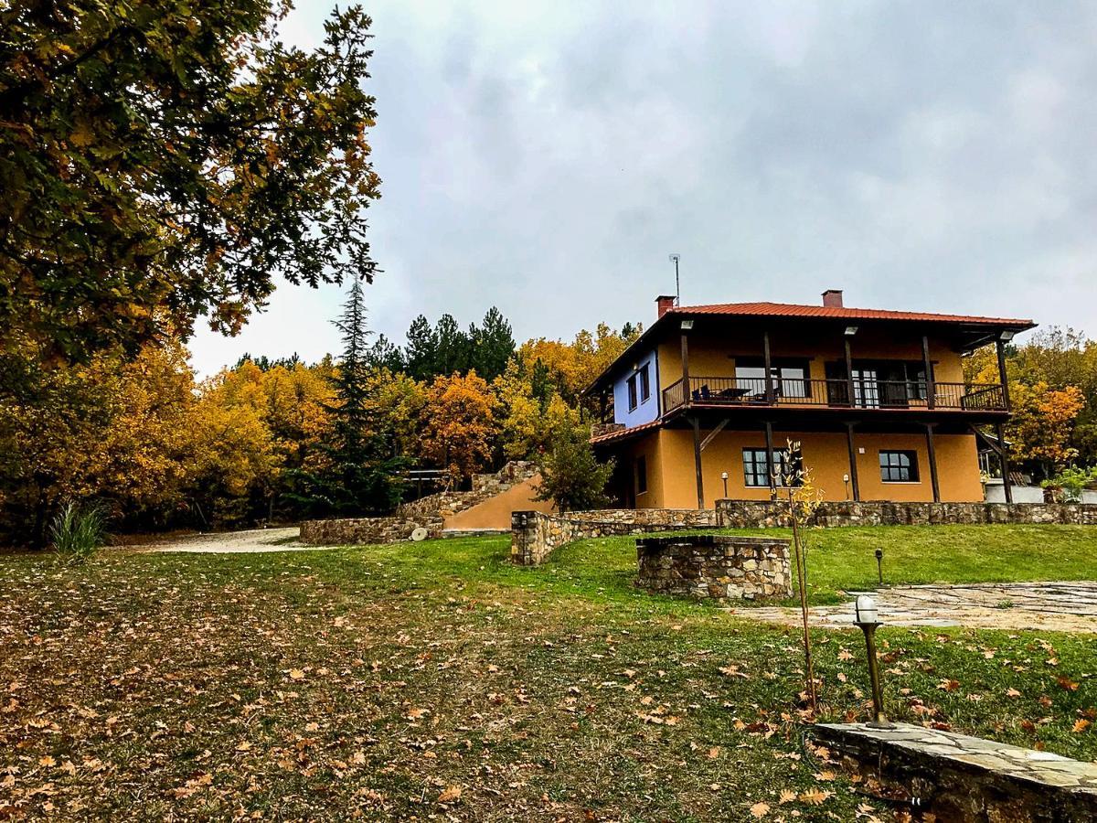 Agramada Bed & Breakfast *