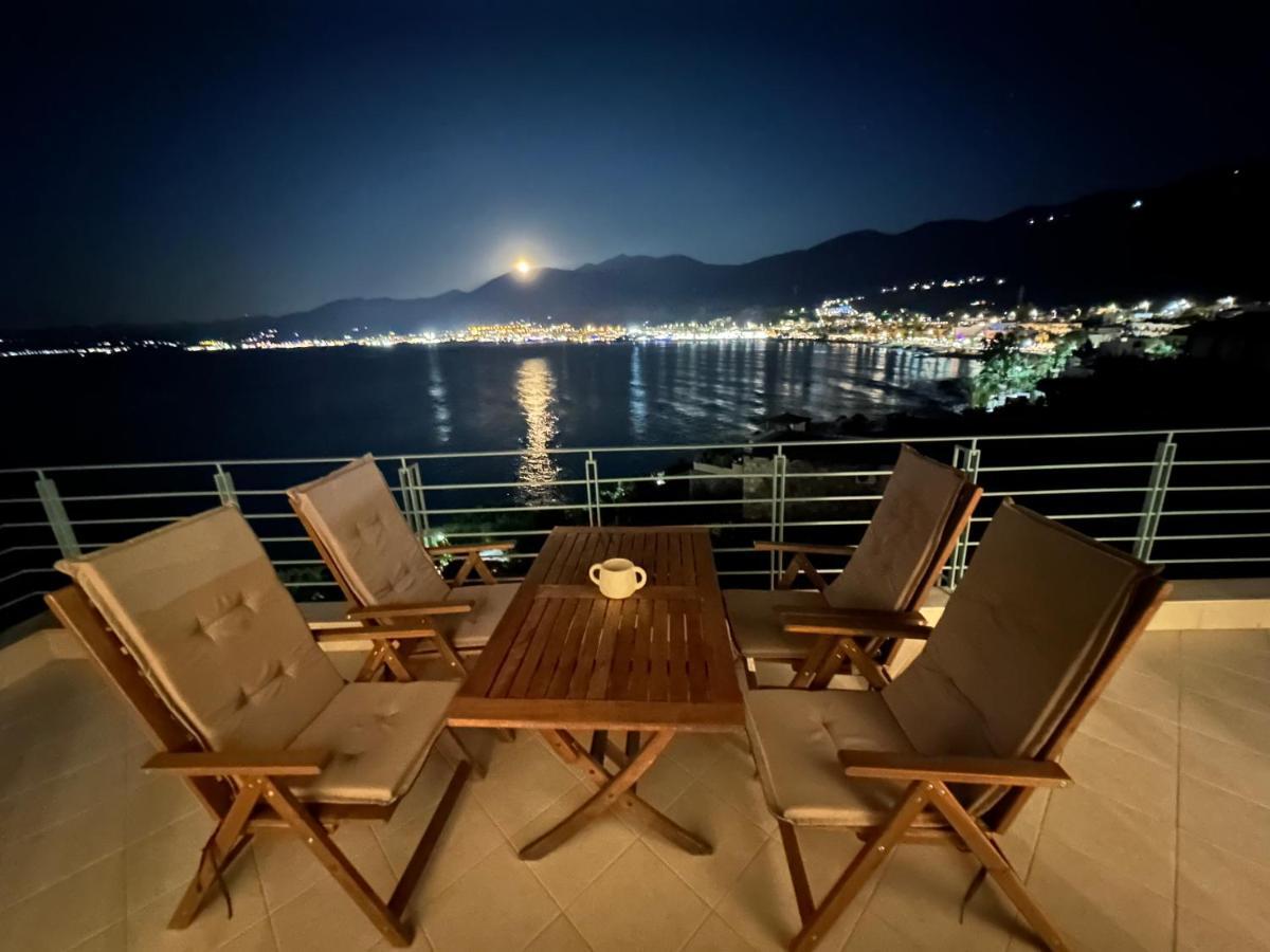 Frosini Seafront Loft Apartment