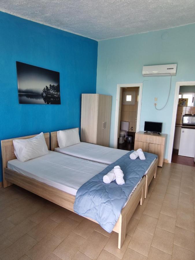 Aparthotel On The Wave Spitakia Sto Kyma *