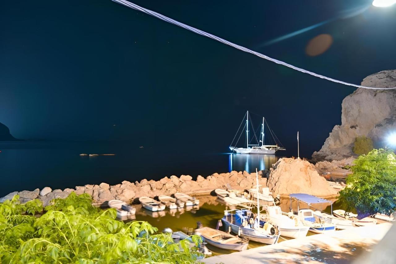 Aegean Serenity - Sea View Retreat